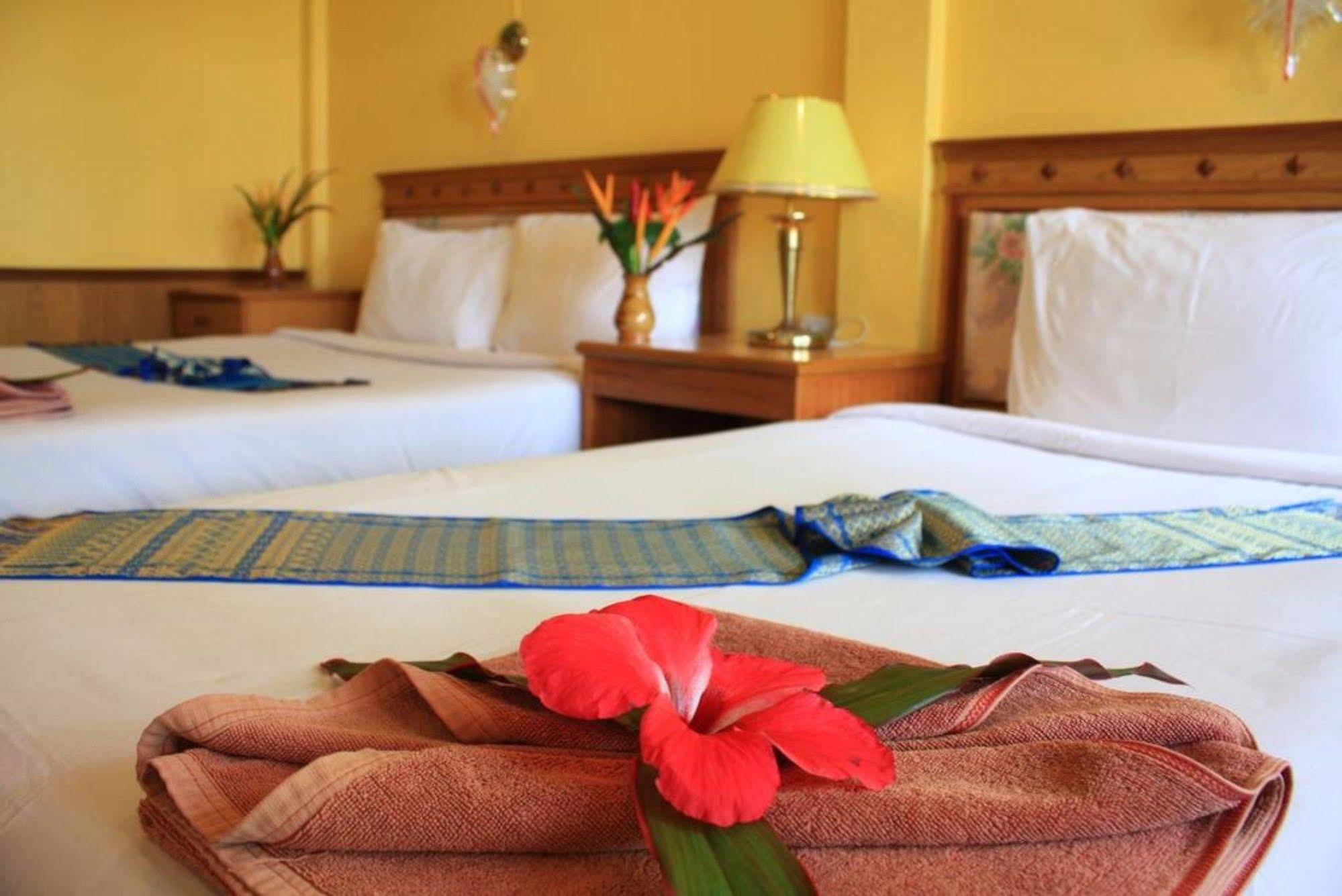 Dream Team Beach Resort Koh Lanta Ngoại thất bức ảnh